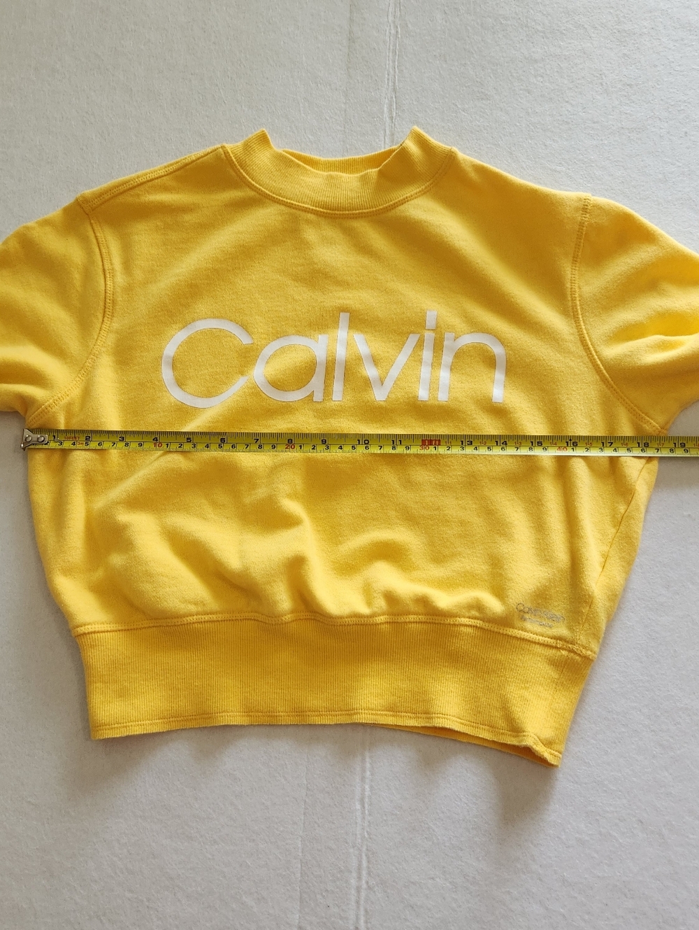 Calvin Klein Yellow Logo Slightly Cropped Crew neck Sweater Size Xsmall - Picture 7 of 8